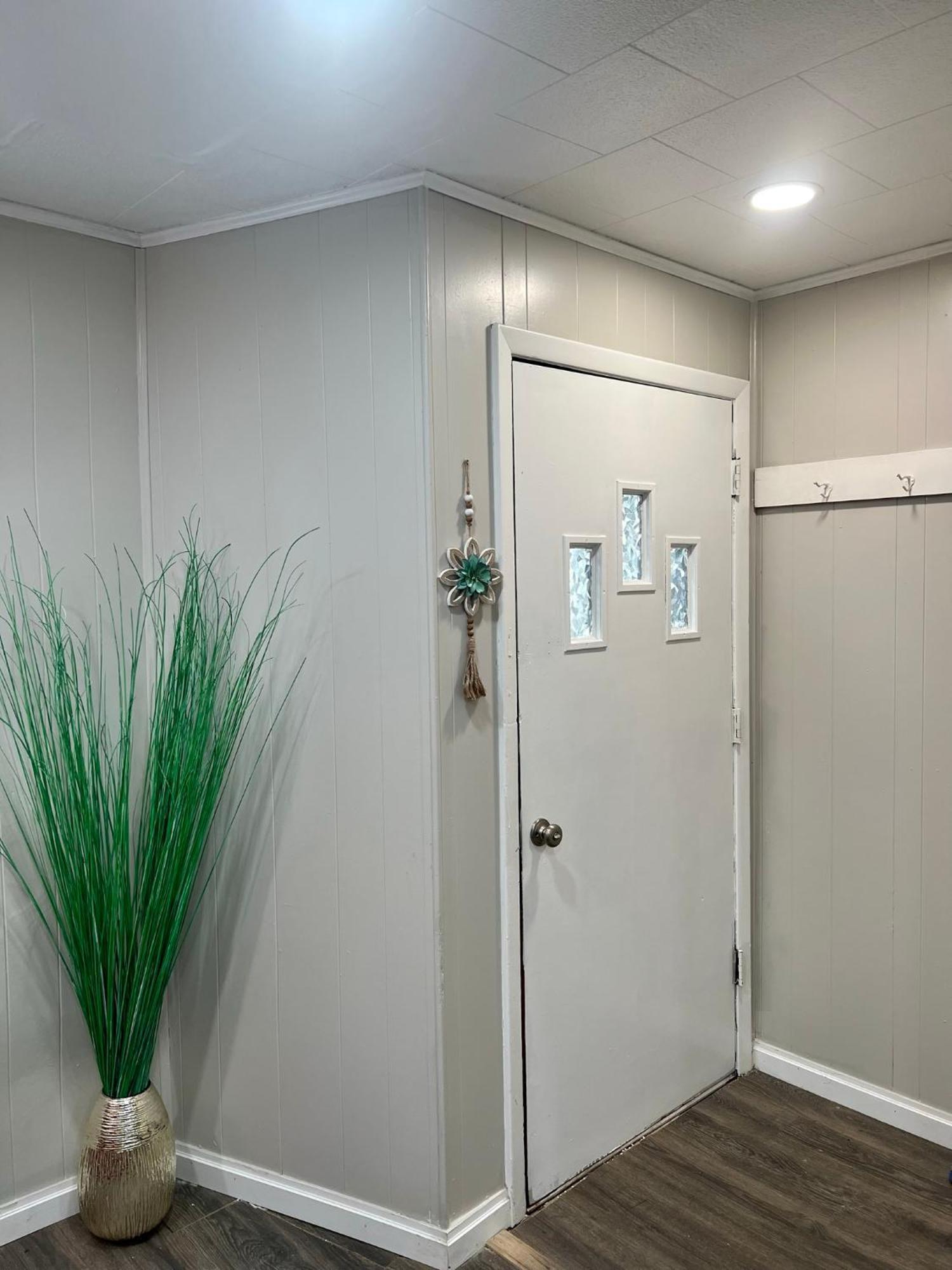 Cozy Buffalo Home-Sleeps 4 Lackawanna المظهر الخارجي الصورة